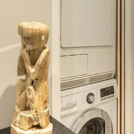 House A/c Arc De Triomphe - 2 Bdr Apartment Paris