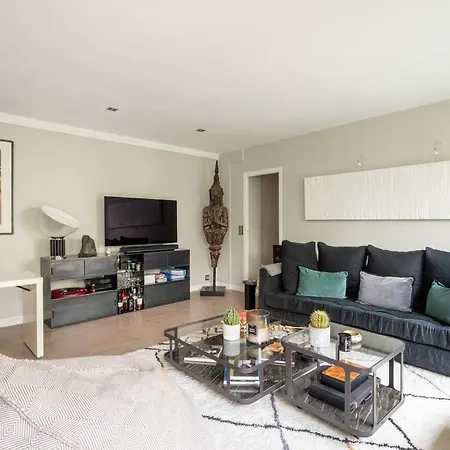 House A/c Arc De Triomphe - 2 Bdr Apartment Paris