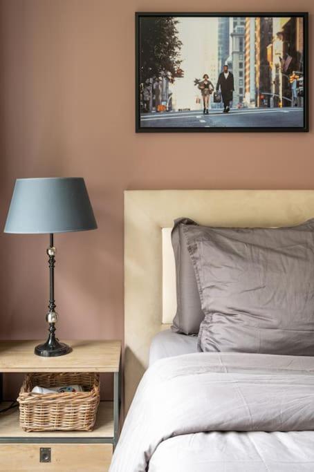 Apartment House A/c Arc De Triomphe - 2 Bdr