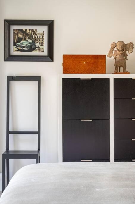 House A/c Arc De Triomphe - 2 Bdr * Paris